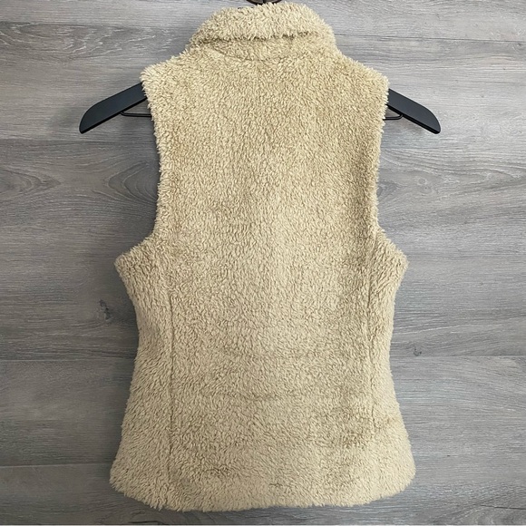 Patagonia Los Gatos Fleece Vest - Picture 9 of 9
